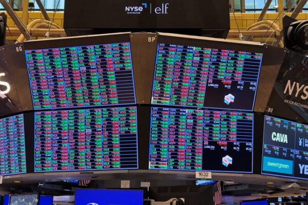 2024 Stock Rollercoaster: Trump, AI & Bitcoin Boom 🚀 2024_Stock_Rollercoaster__Trump__AI___Bitcoin_Boom__ video poster