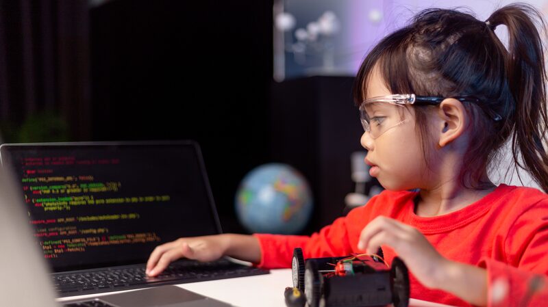 AI_Revolution_in_Education__Teachers__Roles_Redefined__Says_Expert___