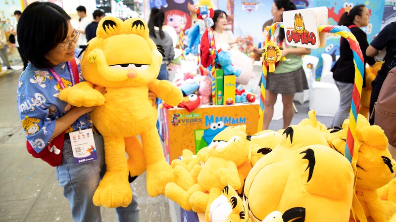 A_Global_Playground__2024_China_Toy_Expo_Showcases_Trendy_Toys___Artistic_Flair___