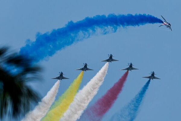 Airshow China 2024: Stealth Jets & Sky High Tech 🛩️✨ Airshow_China_2024__Stealth_Jets___Sky_High_Tech____