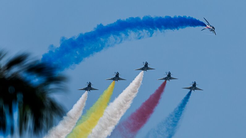 Airshow_China_2024__Stealth_Jets___Sky_High_Tech____