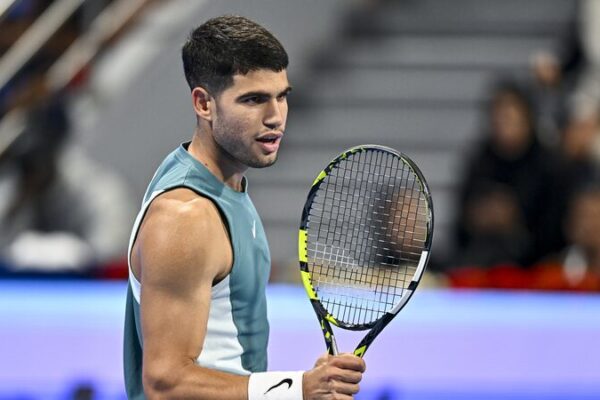 Alcaraz Battles Wind & Cilic for Qatar Open Win 🌪️🎾 Alcaraz_Battles_Wind___Cilic_for_Qatar_Open_Win____