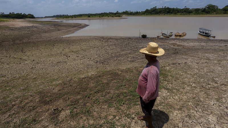 Amazon_Rivers_Hit_Historic_Lows_Amid_Record_Drought___ - 🌍NewspaperAmigo – Your Global News Buddy 🗞️ Amazon_Rivers_Hit_Historic_Lows_Amid_Record_Drought___