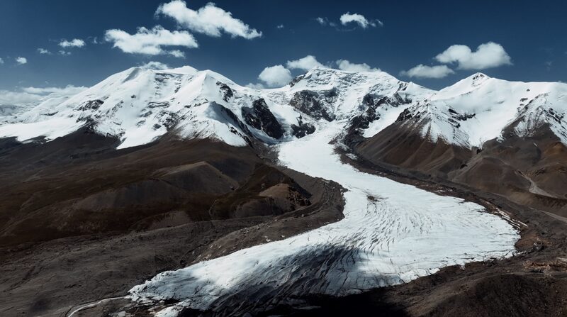 Amne Machin: Qinghai’s Majestic Snow Mountain ❄️🏔️ Amne_Machin__Qinghai_s_Majestic_Snow_Mountain_____ video poster