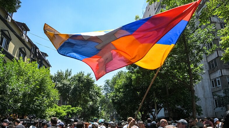 Armenia_Eyes_EU_Membership_Amid_Democratic_Push__ - 🌍NewspaperAmigo – Your Global News Buddy 🗞️ Armenia_Eyes_EU_Membership_Amid_Democratic_Push__