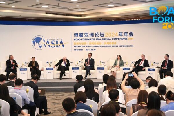 Asia Shines as Global Investment Hotspot 🌏💼 Asia_Shines_as_Global_Investment_Hotspot___