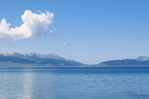 Asia’s Lakes: Ancient Clues to Future Climate Shifts 🌊🔍 Asia_s_Lakes__Ancient_Clues_to_Future_Climate_Shifts___