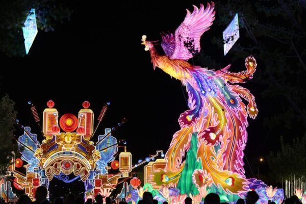 Beijing Nights Aglow: Lantern Show Illuminates Garden Expo Park 🌟🏮 Beijing_Nights_Aglow__Lantern_Show_Illuminates_Garden_Expo_Park___