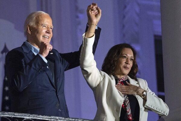 Biden Exits 2024 Race, Backs Harris: What’s Next for Democrats? 🗳️✨ Biden_Exits_2024_Race__Backs_Harris__What_s_Next_for_Democrats_____