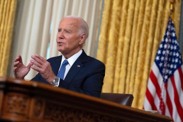 Biden Steps Down: A Wake-Up Call for Divided U.S. Politics? 🗳️ Biden_Steps_Down__A_Wake_Up_Call_for_Divided_U_S__Politics____