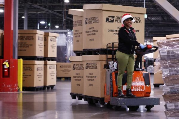 Black Friday Goes Global: Chinese Shoppers Fuel Cross-Border E-Commerce Boom 🌍🛒 Black_Friday_Goes_Global__Chinese_Shoppers_Fuel_Cross_Border_E_Commerce_Boom___
