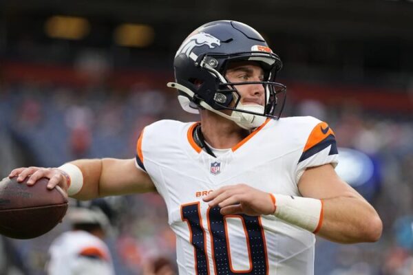 Bo Nix Makes History as Broncos’ First Rookie Starting QB in 41 Years 🏈✨ Bo_Nix_Makes_History_as_Broncos__First_Rookie_Starting_QB_in_41_Years___
