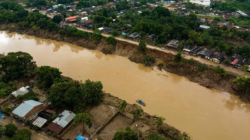 Bolivia_Braces_as_Heavy_Rains_Wreak_Havoc_on_250K__Homes____