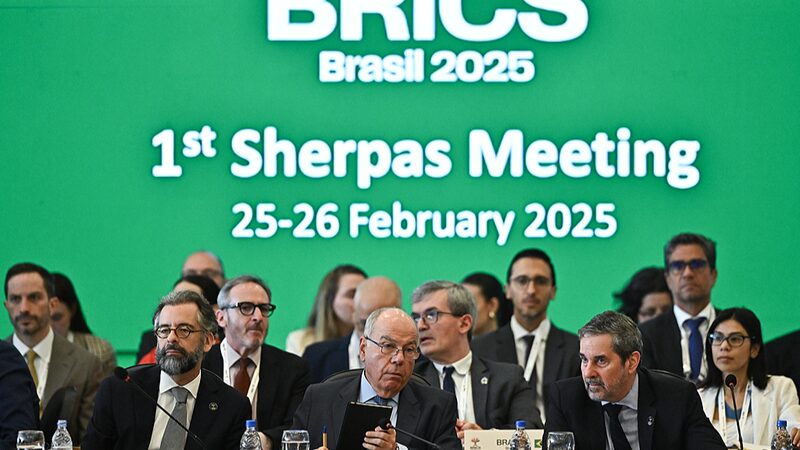 Brazil_Kicks_Off_BRICS_Summit_with_Focus_on_Global_South___ - 🌍NewspaperAmigo – Your Global News Buddy 🗞️ Brazil_Kicks_Off_BRICS_Summit_with_Focus_on_Global_South___