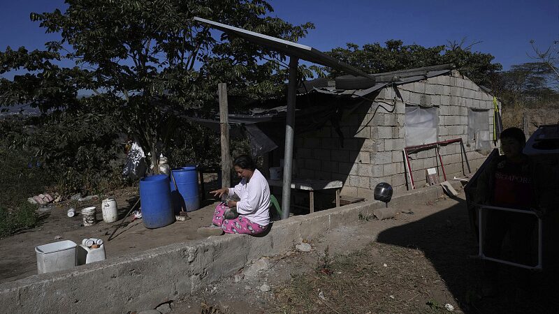 Breaking_the_Poverty_Trap__How_Governments_Can_Reach_the_Most_Vulnerable - 🌍NewspaperAmigo – Your Global News Buddy 🗞️ __Breaking_the_Poverty_Trap__How_Governments_Can_Reach_the_Most_Vulnerable