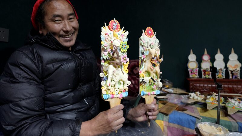 Butter_Art_Lights_Up_Tibetan_New_Year_in_Xizang___ - 🌍NewspaperAmigo – Your Global News Buddy 🗞️ Butter_Art_Lights_Up_Tibetan_New_Year_in_Xizang___