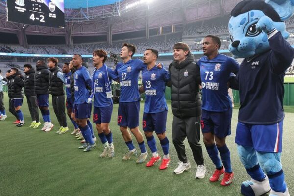 🔥 CSL 2025 Kicks Off: Shenhua vs Yatai Clash Promises Thrills! __CSL_2025_Kicks_Off__Shenhua_vs_Yatai_Clash_Promises_Thrills_