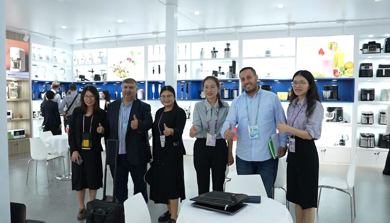 Canton_Fair_134th_Edition_Kicks_Off_with_Global_Buzz__poster - ๐NewspaperAmigo โ Your Global News Buddy ๐๏ธ __Canton_Fair_134th_Edition_Kicks_Off_with_Global_Buzz_ video poster