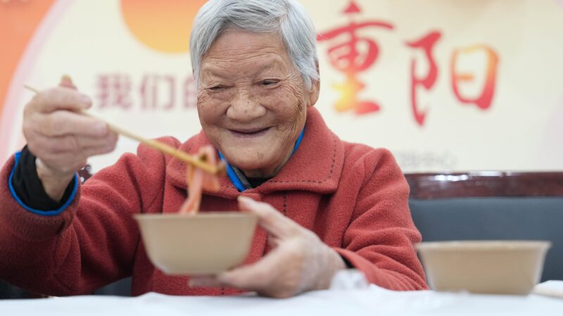 Celebrating_Chongyang_Festival__Blessing_Dishes_for_Our_Elders___ - 🌍NewspaperAmigo – Your Global News Buddy 🗞️ Celebrating_Chongyang_Festival__Blessing_Dishes_for_Our_Elders___