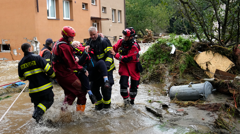 Central_Europe_Floods__Death_Toll_Rises_as_Rains_Wreak_Havoc_____