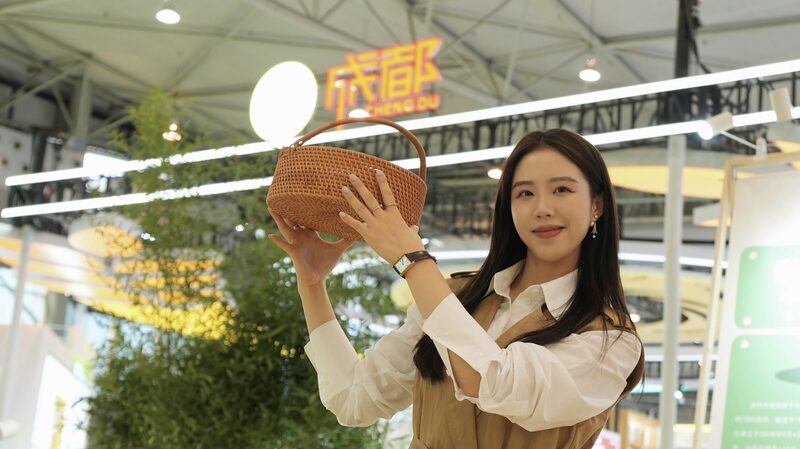 Chengdu_s_Digital_Farm_Fest_Celebrates_Harvest_Joy___Tech__poster - 🌍NewspaperAmigo – Your Global News Buddy 🗞️ __Chengdu_s_Digital_Farm_Fest_Celebrates_Harvest_Joy___Tech_ video poster