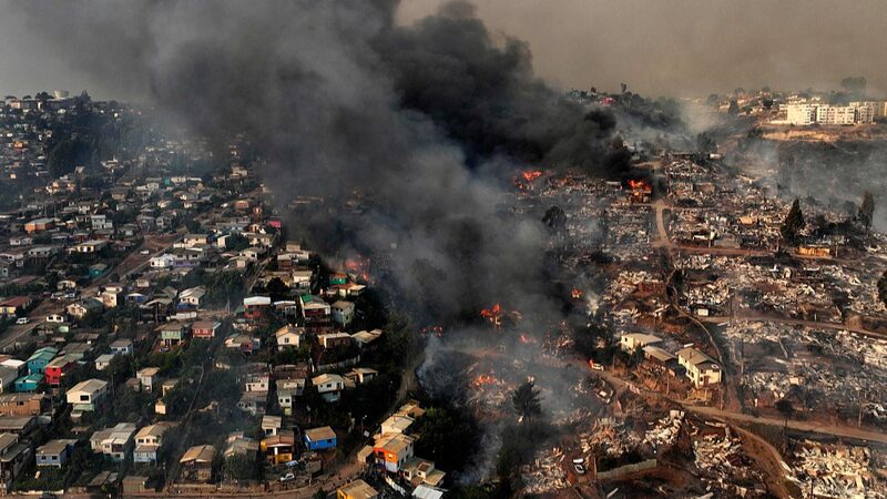 Chile_Wildfires__112_Dead__Thousands_Displaced___ - 🌍NewspaperAmigo – Your Global News Buddy 🗞️ Chile_Wildfires__112_Dead__Thousands_Displaced___