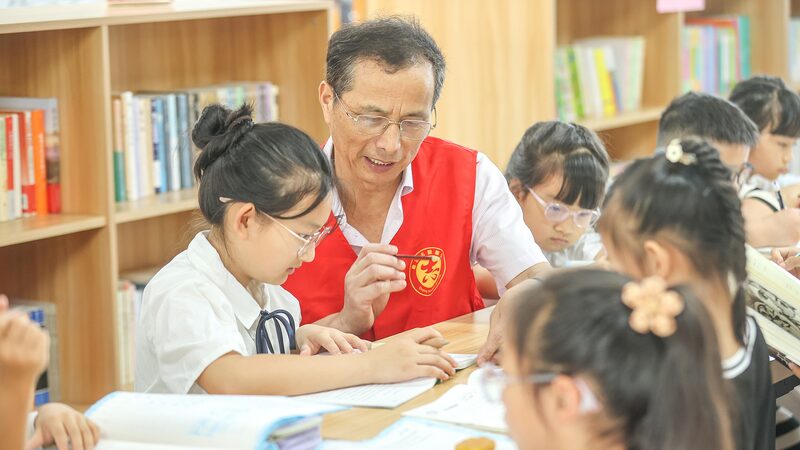 China_Announces_Gradual_Retirement_Age_Reform_to_Boost_Workforce____