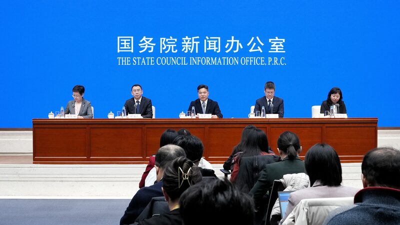 China_Boosts_Holiday_Spending_with_Trade_In_Success____ - 🌍NewspaperAmigo – Your Global News Buddy 🗞️ China_Boosts_Holiday_Spending_with_Trade_In_Success____