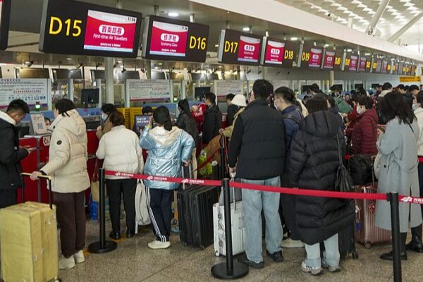 China Braces for 9.5% Surge in Spring Festival Travel 🌍✈️ China_Braces_for_9_5__Surge_in_Spring_Festival_Travel____
