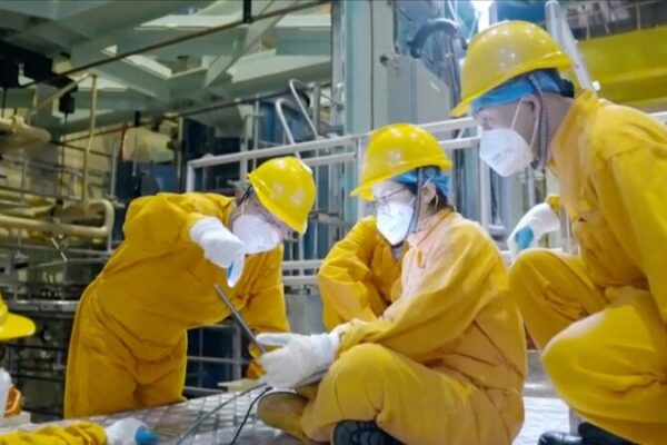 China Breaks Carbon-14 Import Reliance with First Domestic Production 🧪⚡ China_Breaks_Carbon_14_Import_Reliance_with_First_Domestic_Production___ video poster