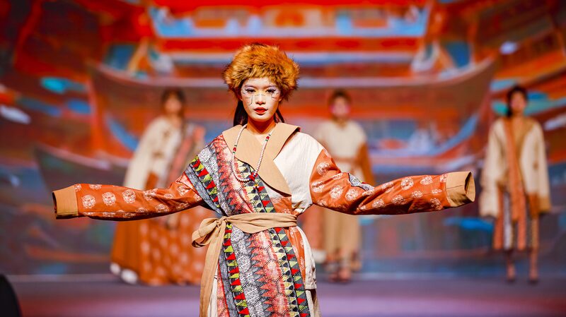 __China_Chic__Young_Designers_Redefine_Tradition_with_Modern_Flair_____