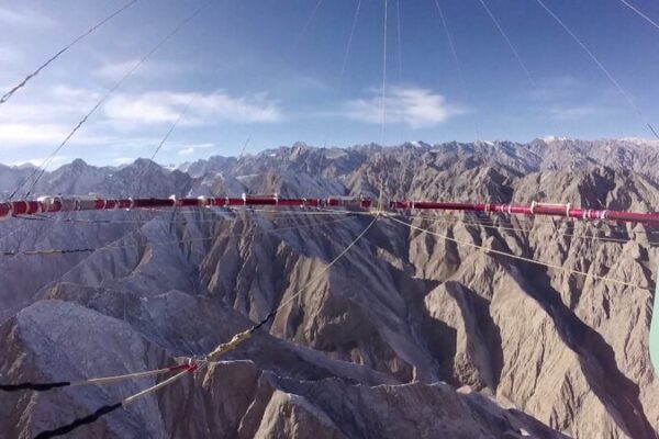 China Debuts High-Tech Helicopter System for Railway Projects 🚁✨ China_Debuts_High_Tech_Helicopter_System_for_Railway_Projects___ video poster
