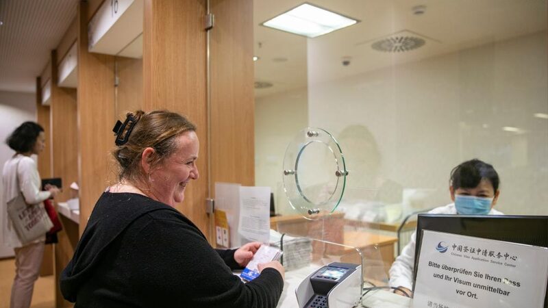 China_Eases_Visa_Rules_to_Boost_Global_Ties____