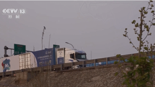 China_Hits_Green_Milestone_with_1_500km_Hydrogen_Truck_Test___