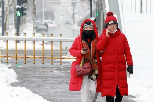 China Issues Blue Alert for Blizzards and Chilly Temps in Central Regions ❄️🥶 China_Issues_Blue_Alert_for_Blizzards_and_Chilly_Temps_in_Central_Regions____