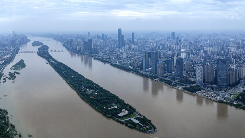 China_Issues_Yellow_Alert_as_Heavy_Rain_Batters_Multiple_Regions____ - 🌍NewspaperAmigo – Your Global News Buddy 🗞️ China_Issues_Yellow_Alert_as_Heavy_Rain_Batters_Multiple_Regions____