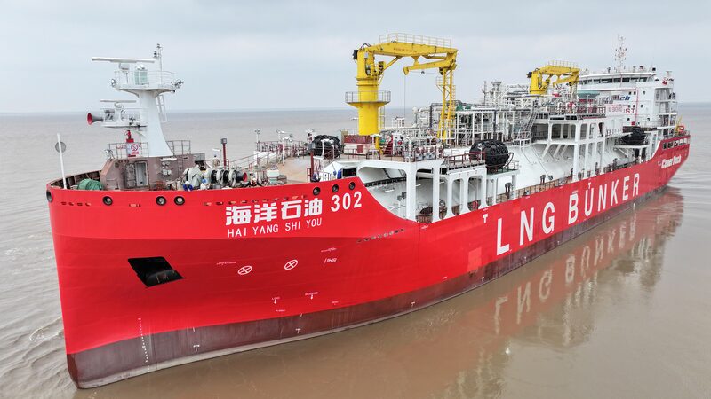 China_Launches_Giant_Eco_Friendly_LNG_Vessel___