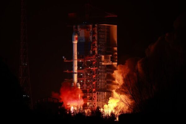 China Launches Shijian-25: Pioneering Orbital Refueling Tech 🚀✨ China_Launches_Shijian_25__Pioneering_Orbital_Refueling_Tech___