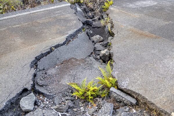 China Launches World’s Largest Earthquake Alert System 🌍⚠️ China_Launches_World_s_Largest_Earthquake_Alert_System____
