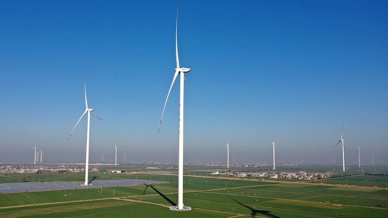 China_Powers_Ahead_with_Wind_and_Solar_Energy_____