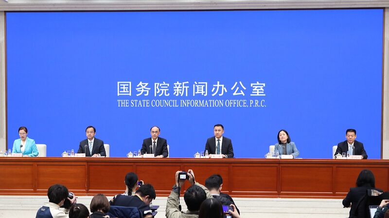 China_Rolls_Out_New_Policies_to_Attract_Global_Investors___