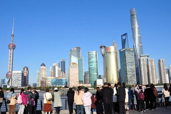 China Rolls Out New Policies to Welcome Foreign Investors ๐ China_Rolls_Out_New_Policies_to_Welcome_Foreign_Investors__