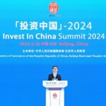 China_Rolls_Out_Red_Carpet_for_Global_Investors___