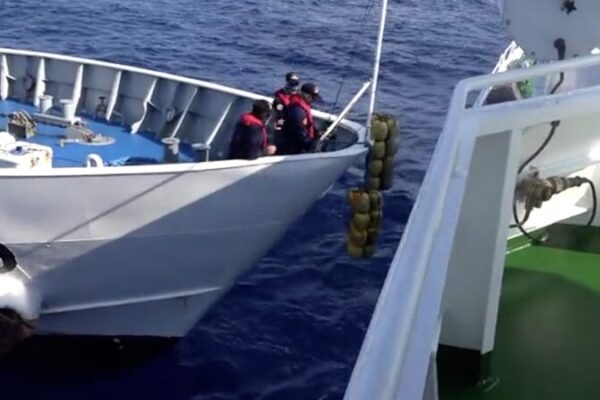 China Urges Philippines to Protect South China Sea Stability 🌊✋ China_Urges_Philippines_to_Protect_South_China_Sea_Stability___ video poster