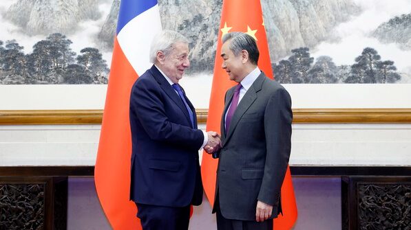 China__Chile_Strengthen_Ties_in_Key_Talks___