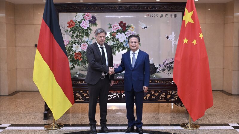 China___Germany_Boost_Green_Ties_Amid_EV_Tariff_Talks___poster - 🌍NewspaperAmigo – Your Global News Buddy 🗞️ __China___Germany_Boost_Green_Ties_Amid_EV_Tariff_Talks__ video poster