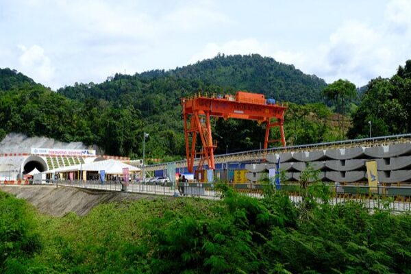 China & Malaysia Boost Ties with Major Rail Project & Shared Future Vision ππ€ China___Malaysia_Boost_Ties_with_Major_Rail_Project___Shared_Future_Vision___