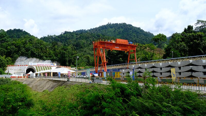 China___Malaysia_Boost_Ties_with_Major_Rail_Project___Shared_Future_Vision___ - 🌍NewspaperAmigo – Your Global News Buddy 🗞️ China___Malaysia_Boost_Ties_with_Major_Rail_Project___Shared_Future_Vision___