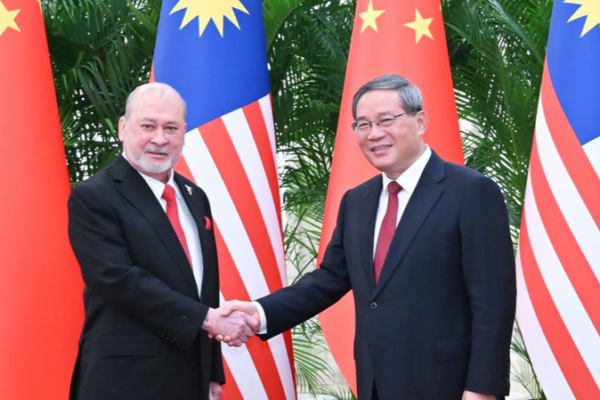 China___Malaysia_Boost_Trade___Tech_Ties_in_Historic_Talks______