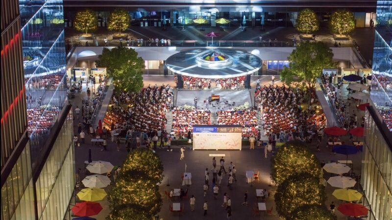 __China___Malaysia_Hit_High_Notes_with_50th_Anniversary_Concert___